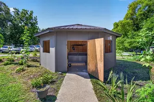 202 Peachtree St, Fairmount, GA 30139 - Photo 43