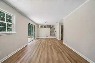 965 Dunstan Ln, Stone Mountain, GA 30083 - Photo 13