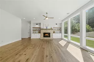 401 Oakleigh Ave, Woodstock, GA 30188 - Photo 9