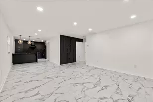 641 Hamilton E Holmes Dr NW, Atlanta, GA 30318 - Photo 5
