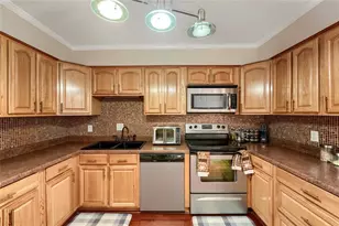 85 Willowick Dr, Lithonia, GA 30038 - Photo 9