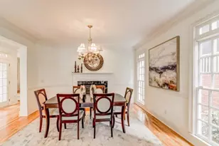 704 Longleaf Dr NE, Atlanta, GA 30342 - Photo 5