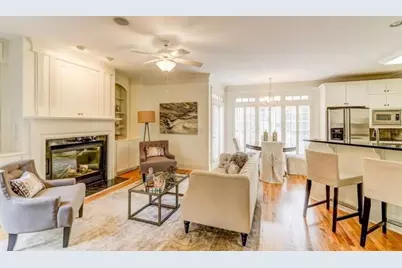 704 Longleaf Drive NE, Atlanta, GA 30342 - Photo 9