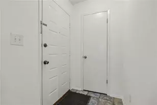 101 Dunbar Dr, Dunwoody, GA 30338 - Photo 5