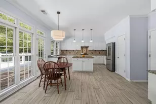 200 Smithdun Ln, Sandy Springs, GA 30350 - Photo 9