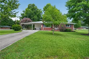 14 Don Dr NE, Rome, GA 30165 - Photo 1