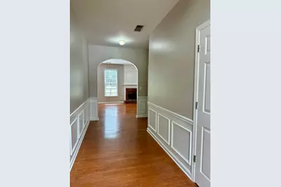 1023 Tanners Point Drive, Lawrenceville, GA 30044 - Photo 5