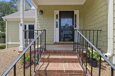 8 Vernon Glen Court, Sandy Springs, GA 30338 - Photo 3