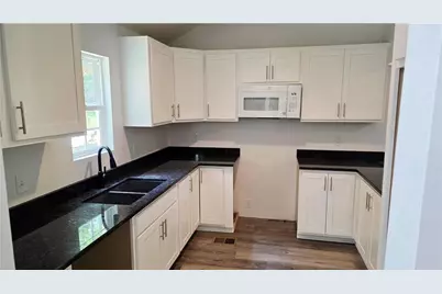 4610 Kings Crossing Drive NE, Kennesaw, GA 30144 - Photo 5