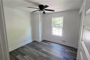 4610 Kings Crossing Dr NE, Kennesaw, GA 30144 - Photo 13
