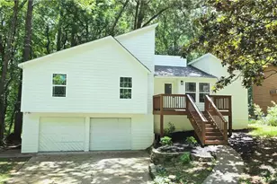 4610 Kings Crossing Dr NE, Kennesaw, GA 30144 - Photo 1