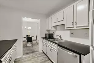 905 Augusta Dr, Marietta, GA 30067 - Photo 9