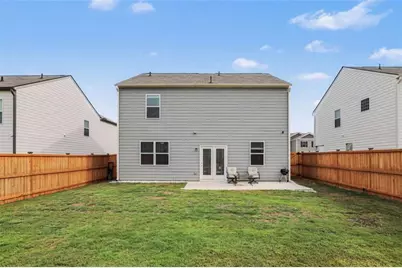 8236 Castleton Drive, Fairburn, GA 30213 - Photo 25
