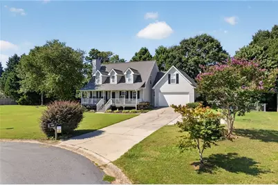 481 Lisa Circle, Winder, GA 30680 - Photo 3