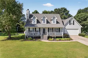 481 Lisa Cir, Winder, GA 30680 - Photo 1