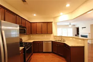2132 Greencrest Cir, Alpharetta, GA 30004 - Photo 7