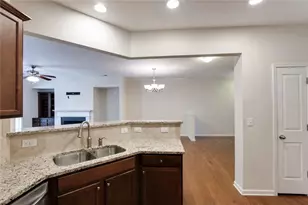 2132 Greencrest Cir, Alpharetta, GA 30004 - Photo 9