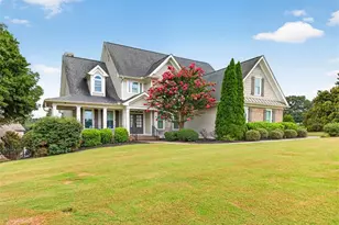 5704 Avalon Commons Way, Clermont, GA 30527 - Photo 3