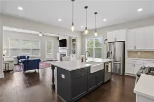 895 Samples Ln NW, Atlanta, GA 30318 - Photo 9