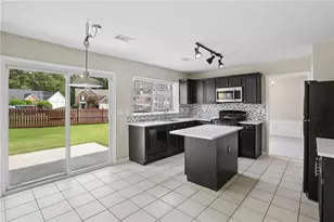 11980 Carriage Park Ln, Johns Creek, GA 30097 - Photo 9