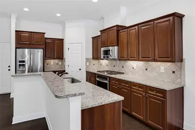 122 Barkley Lane, Sandy Springs, GA 30328 - Photo 11