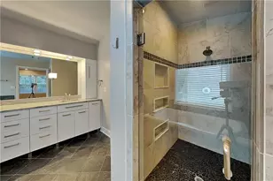5404 Oxford Chase Way, Dunwoody, GA 30338 - Photo 11
