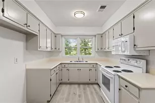 2387 Northlake Ct NE, Atlanta, GA 30345 - Photo 7