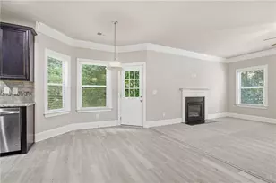 318 Corine Ct, Lawrenceville, GA 30045 - Photo 9
