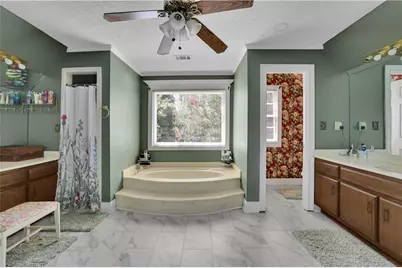 1339 Saint Michaels Court SW, Lilburn, GA 30047 - Photo 19