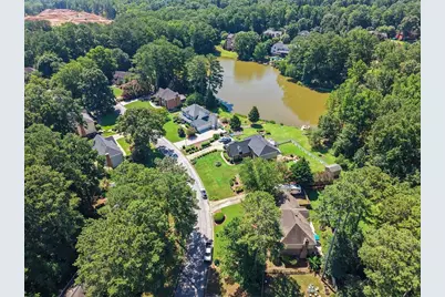 1339 Saint Michaels Court SW, Lilburn, GA 30047 - Photo 25