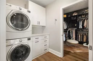 1080 Peachtree St NE, Atlanta, GA 30309 - Photo 33