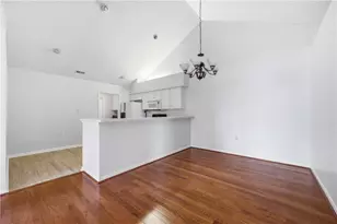 19108 Harvest Ridge Ln, Johns Creek, GA 30022 - Photo 7