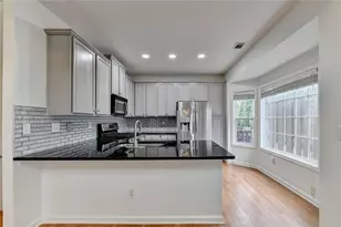 3761 Lake Point Blvd, Suwanee, GA 30024 - Photo 9