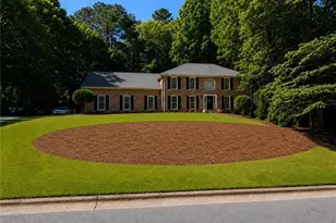 890 Ferncroft Ct, Roswell, GA 30075 - Photo 1