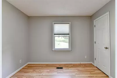 6224 Ivy Springs Drive, Flowery Branch, GA 30542 - Photo 33