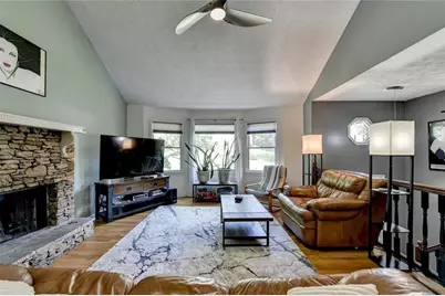 6224 Ivy Springs Drive, Flowery Branch, GA 30542 - Photo 3