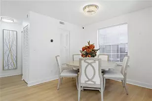 904 Wentworth Ct, Alpharetta, GA 30022 - Photo 5