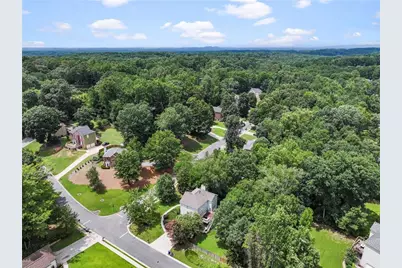 1955 Cobblewood Drive NW, Kennesaw, GA 30152 - Photo 31