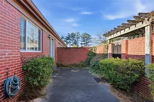 5375 Roswell Rd, Sandy Springs, GA 30342 - Photo 25