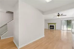 5013 Village Green Way, Alpharetta, GA 30009 - Photo 5