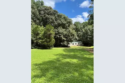 110 N Cove Drive, Hogansville, GA 30230 - Photo 1