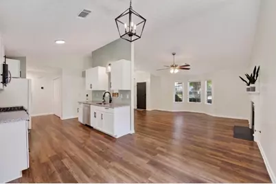 2558 Candlewood Way, Lawrenceville, GA 30044 - Photo 11
