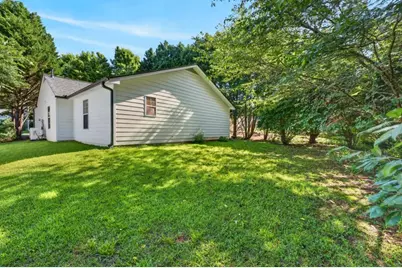 2558 Candlewood Way, Lawrenceville, GA 30044 - Photo 25