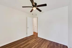 2558 Candlewood Way, Lawrenceville, GA 30044 - Photo 21