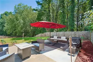 1077 Woodsong Pass Ct, Lawrenceville, GA 30043 - Photo 3