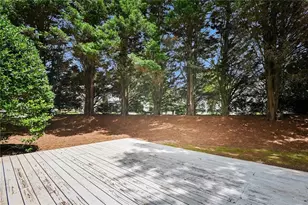 5467 Medlock Corners Dr, Peachtree Corners, GA 30092 - Photo 5