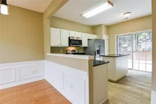 5467 Medlock Corners Dr, Peachtree Corners, GA 30092 - Photo 13