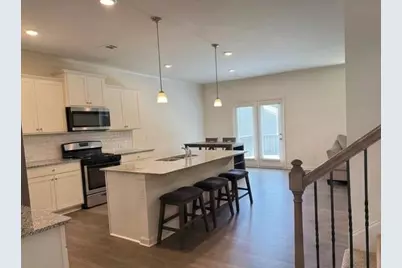 5634 Cricket Melody Lane, Flowery Branch, GA 30542 - Photo 5