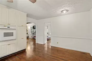 1019 E College St, Griffin, GA 30224 - Photo 15