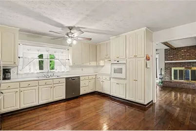 1019 E College Street, Griffin, GA 30224 - Photo 13